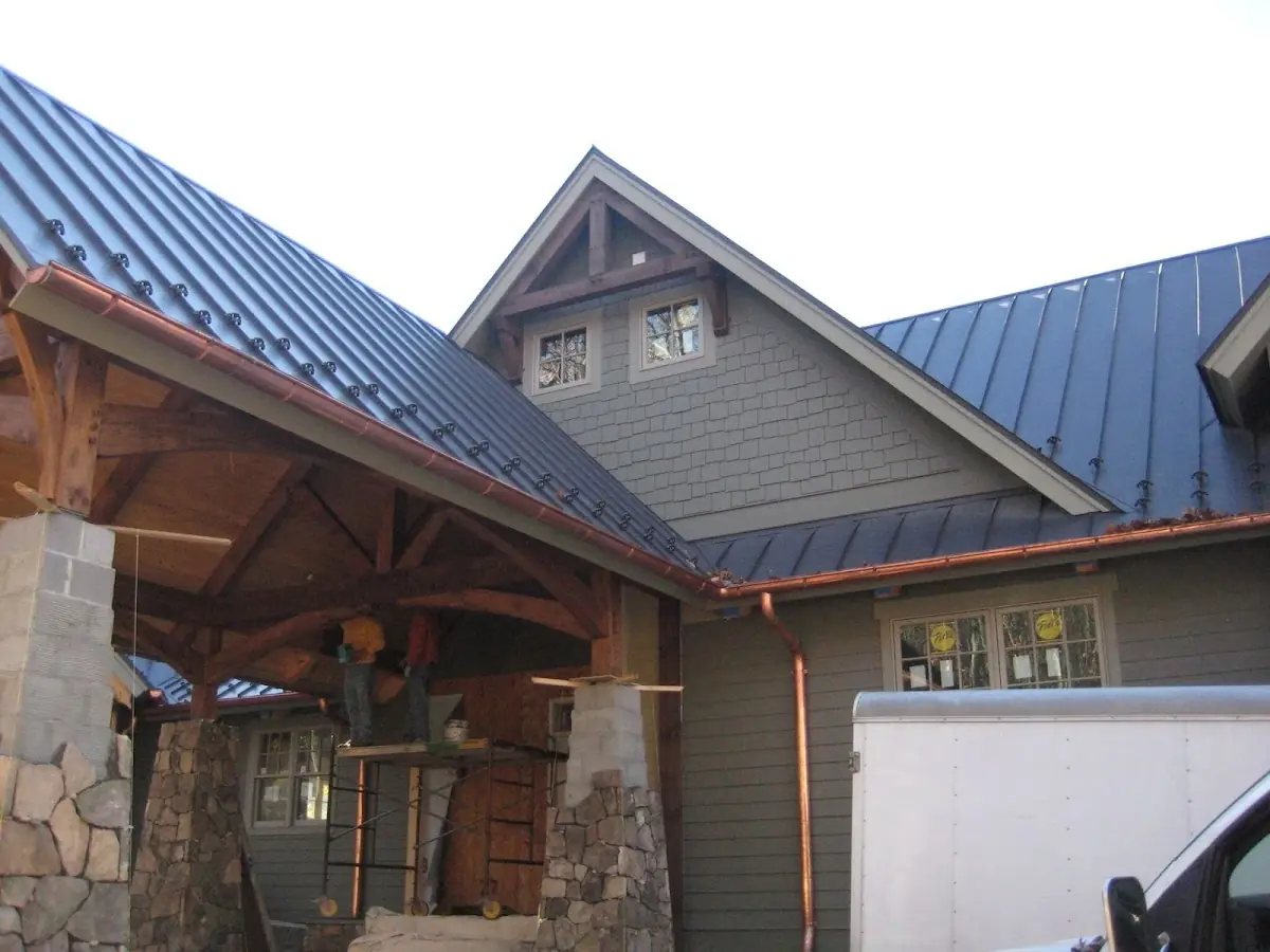 Craftsman Roofing team delivering quality roofing work in Riverdale